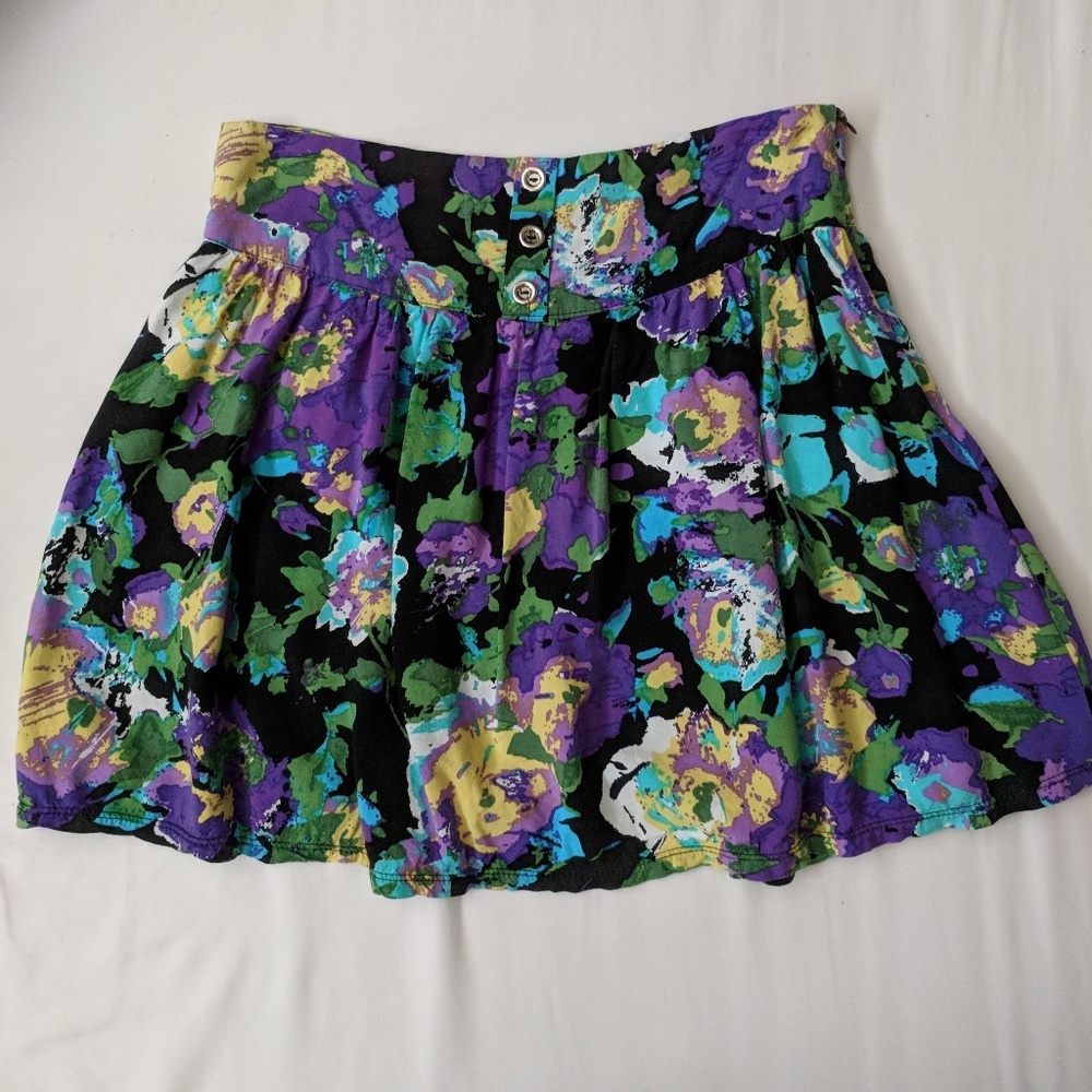 Floral mini skirt